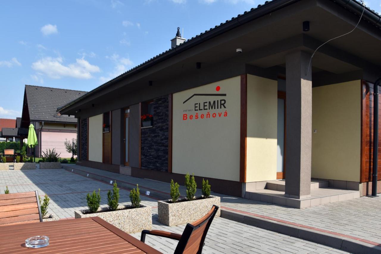 Ferienwohnung Elemir Bešeňová Exterior foto